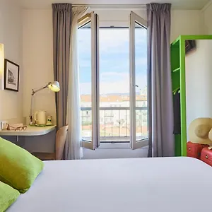 Hotel Campanile Centre Acropolis